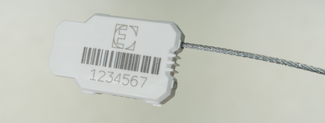A large tag can be customised with customer logo, or printed serial number with barcode or QR code.